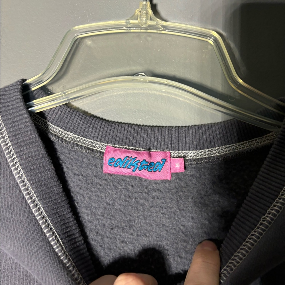 Edikted Take Time for Yourself Crewneck Sweatshirt Size Medium - Picture 3 of 4